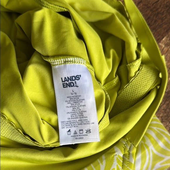 Lands’ End Chlorine Resistant Mesh Scoop Neck Tiered Tankini Top - Picture 11 of 11